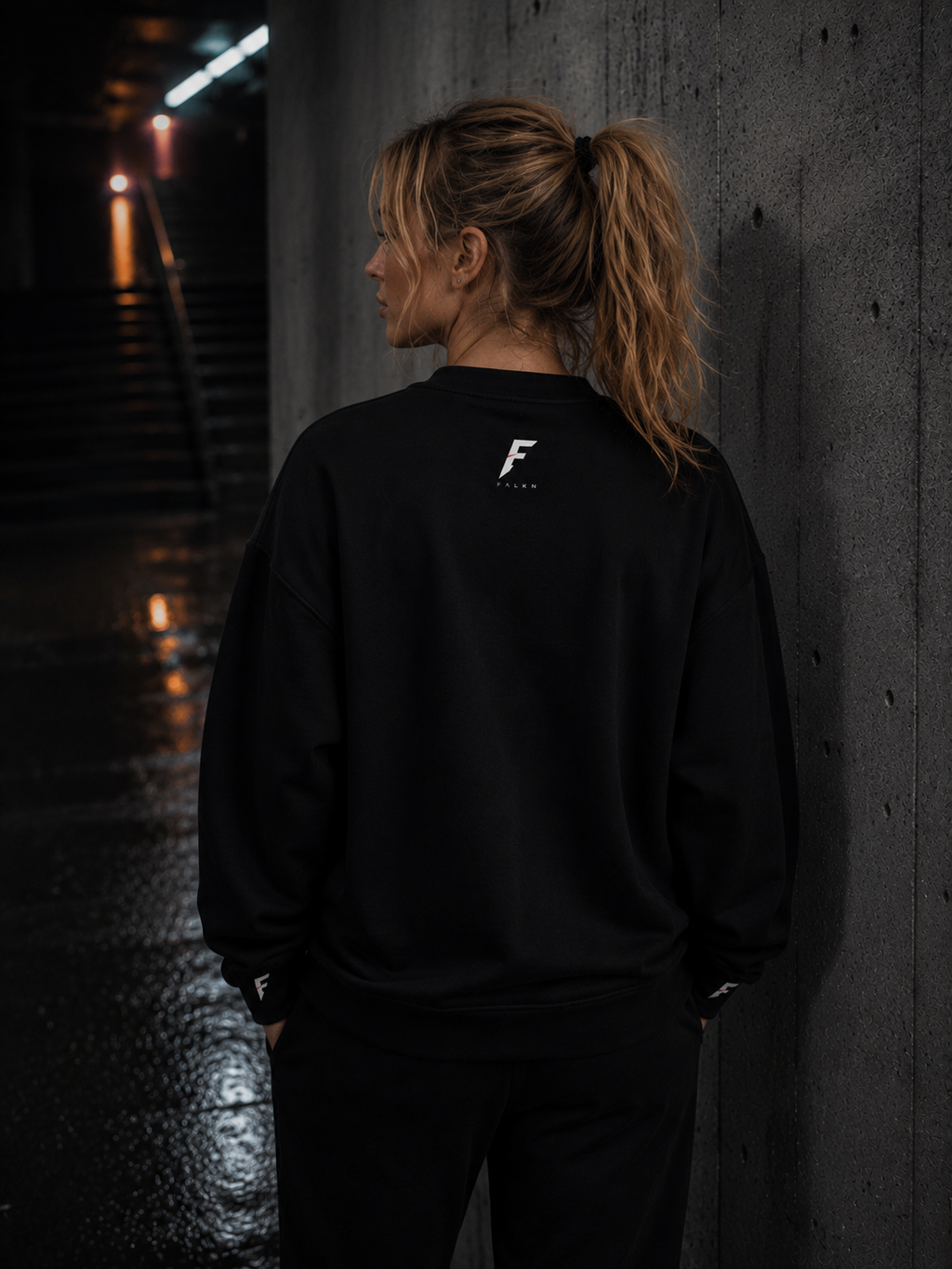 FALKN Signature Crewneck
